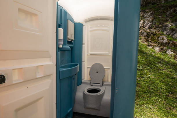 Best Portable toilet rental cost  in Hampton, VA